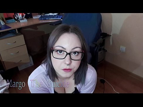 ❤️ Ragazza sexy con gli occhiali succhia il dildo profondamente sulla macchina fotografica ❤❌ Porno duro al it.com-porn-mz.ru ❌