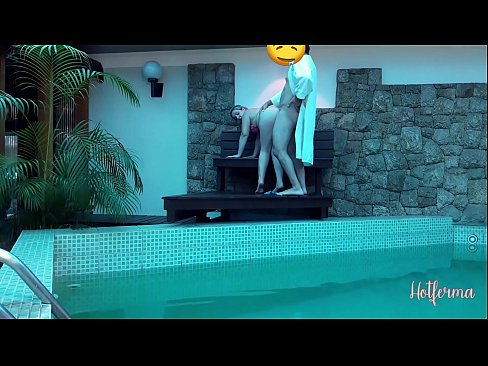 ❤️ Il capo invita la cameriera alla piscina, ma non poteva resistere a un caldo ❤❌ Porno duro al it.com-porn-mz.ru ❌